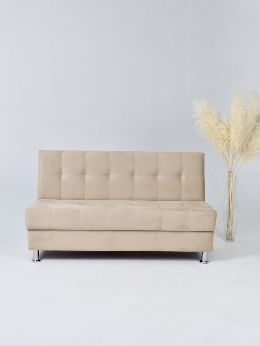 Стильный компактный диван Фабрики ОНИКС из практичного и износостойкого материала с оригинальным дизайном, вместительным ящиком для хранения, мягким наполнителем для дома, дачи и офиса