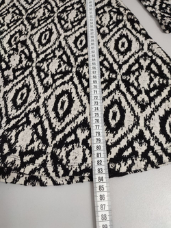 Платье H&M стильное 42 размер