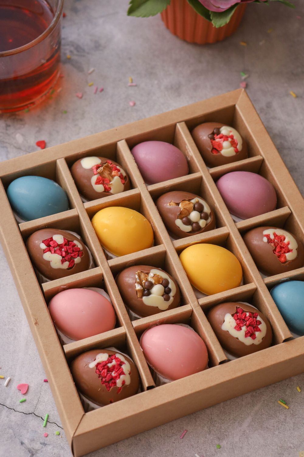 Конфеты половинки яиц