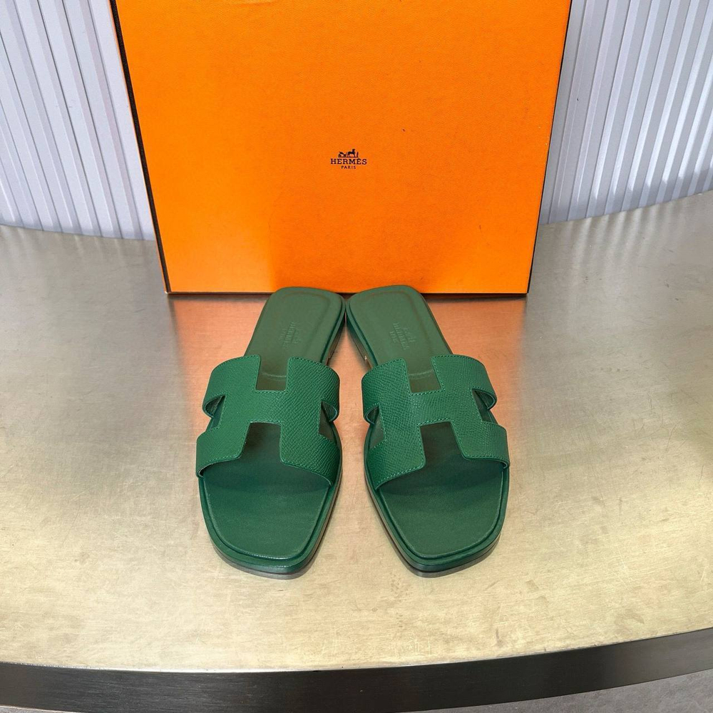 Шлёпанцы Hermes