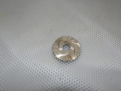 Фреза отрезная дисковая по металлу 50х0.8х13мм. z=40 Р6М5 СССР с фаской без шпонки