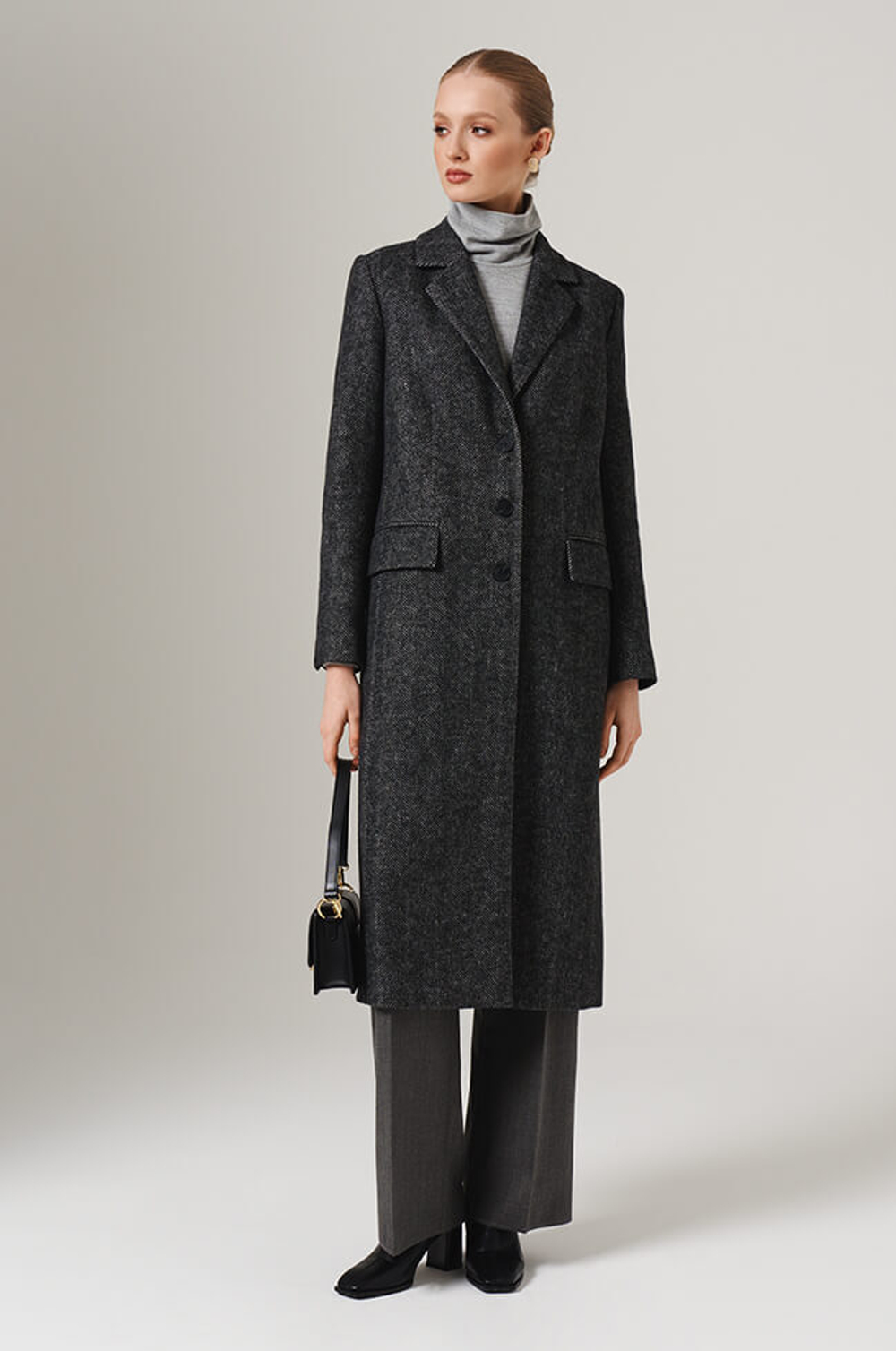 0107 Пальто женское (темно-серый елочка)