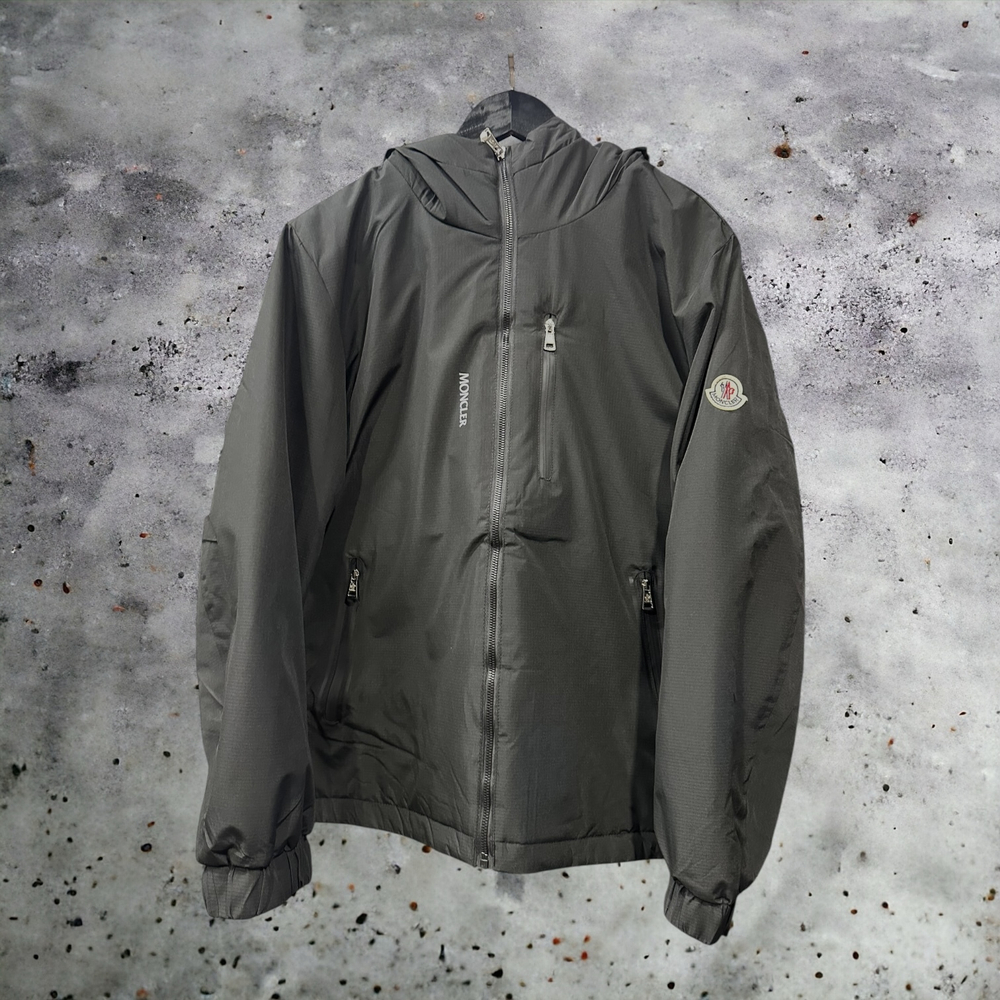 Куртка ветрозащитная Moncler • Черный