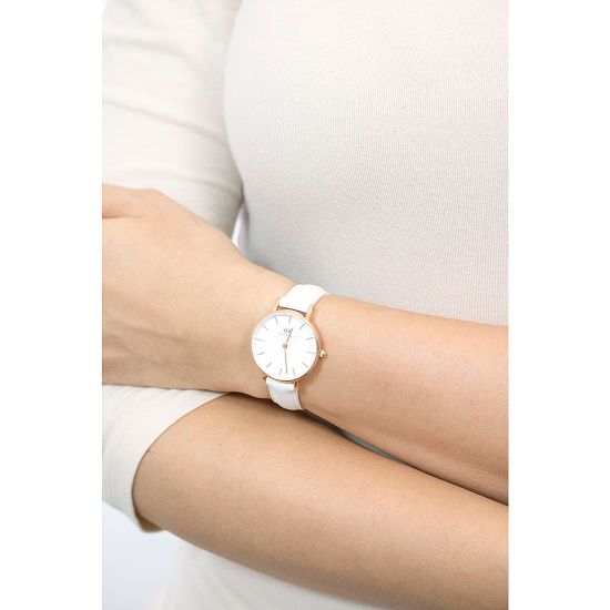 Женские часы Daniel Wellington Petite Bondi 28 мм  DW00100249
