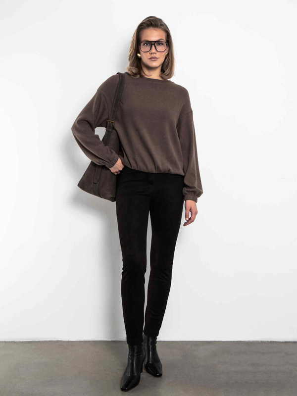 Брюки скини из эко замши (черный)