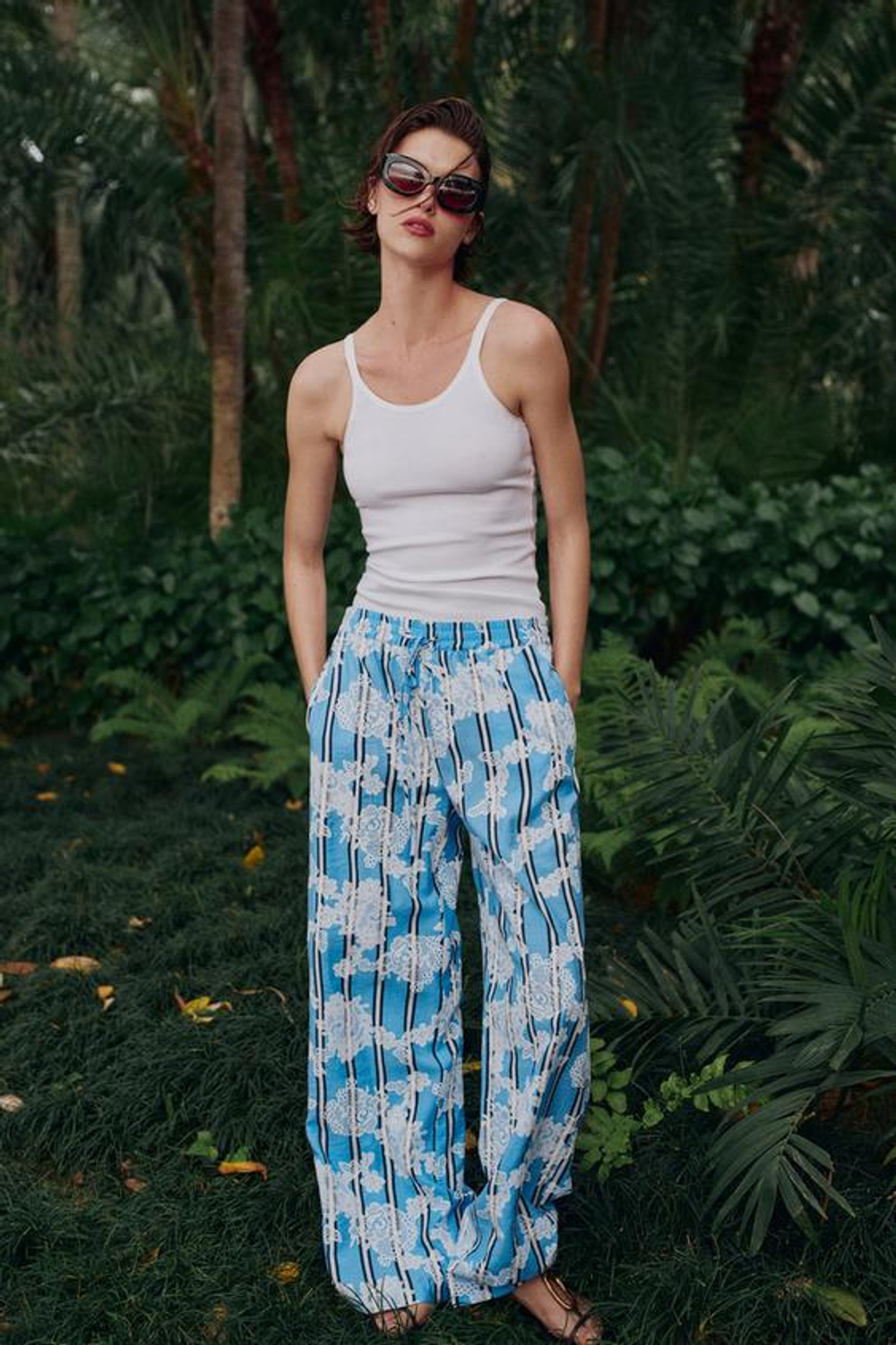 ZARA ШИРОКИЕ БРЮКИ В ПОЛОСКУ, ЭКРЮ/БЕЛЫЙ