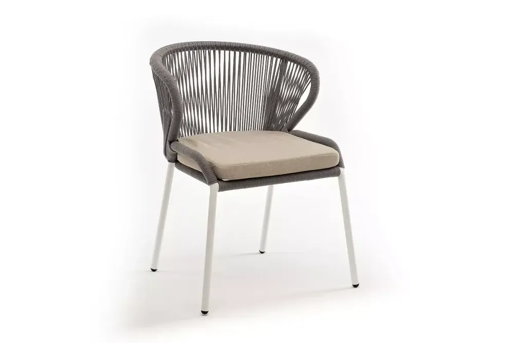 "Милан" стул плетеный из роупа, каркас алюминий белый шагрень, роуп светло-серый круглый, ткань бежевая