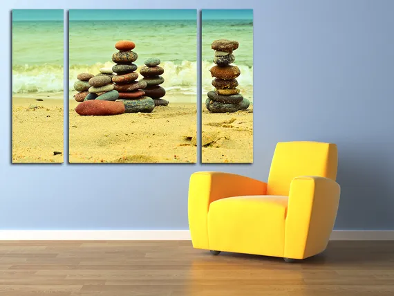 Модульная картина ''Пирамидки из камней''