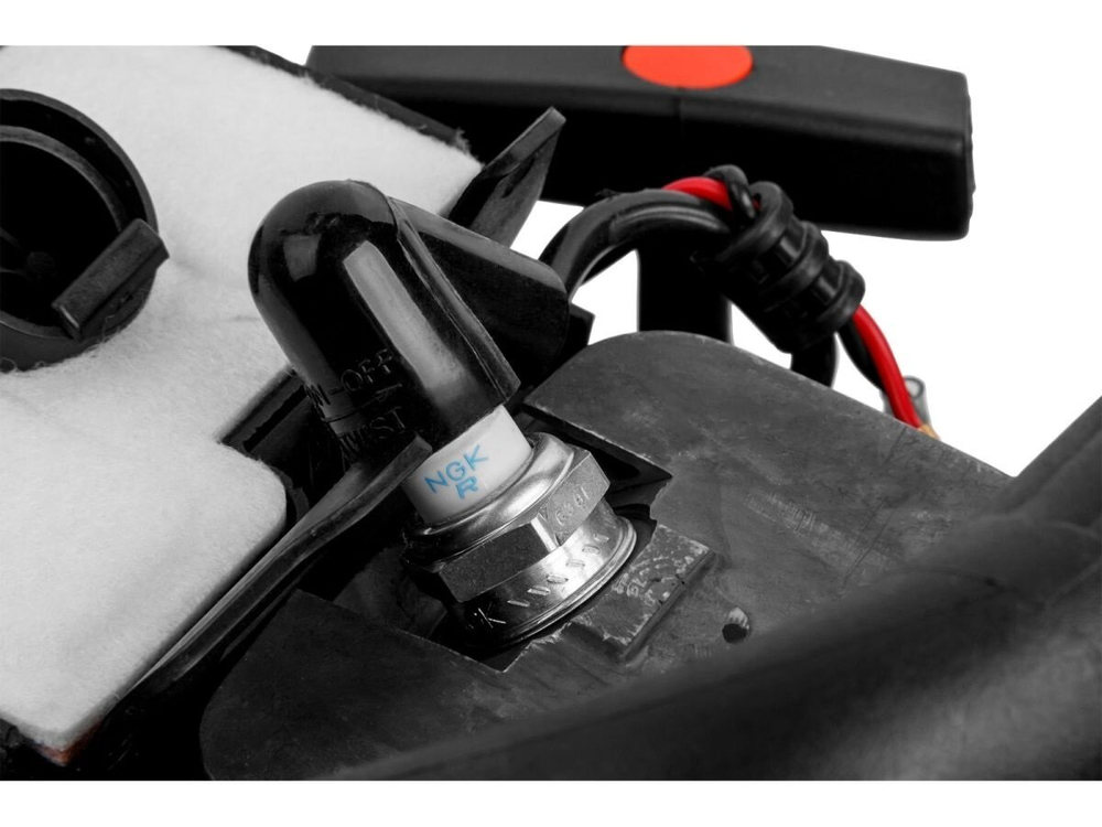 Бензопила HDC HD-C180 шина 40 см (16), 3/8 LP, 1.3 мм, 55 зв." HD6210-3