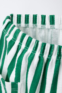 ZARA БРЮКИ-ДЖОГГЕРЫ В ПОЛОСКУ С НАШИВКОЙ, ЗЕЛЕНЫЙ/ЭКРЮ