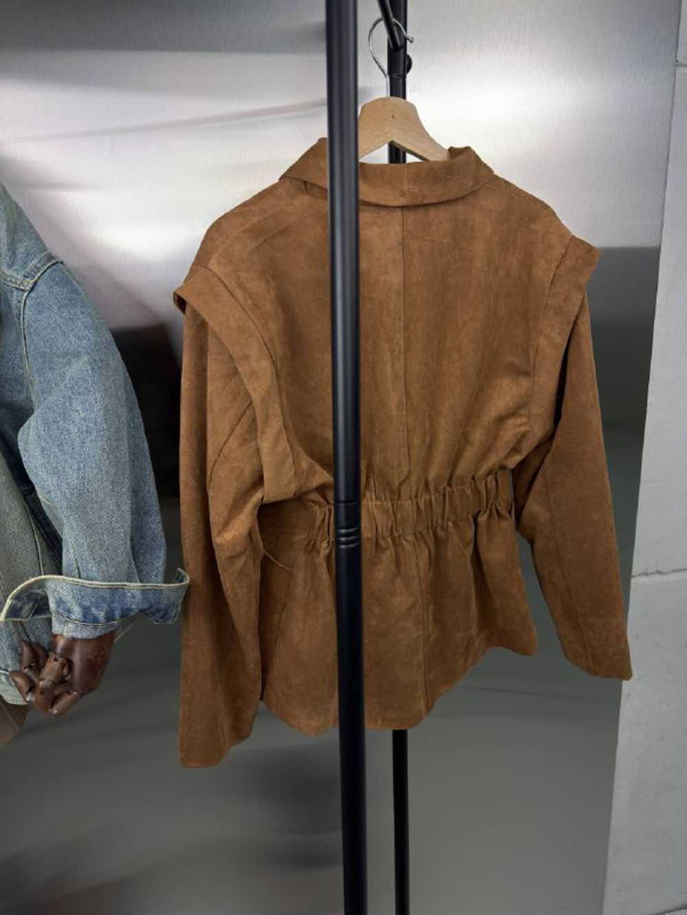 Куртка-пиджак женский артикул 989 цвет "кэмел"