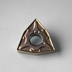 WNMG080404-MA FE2215  Пластина токарная