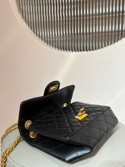 Chanel 2.55 20 cm