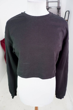 Толстовка Oodji укороченная, маркировка М, визуально на 46 размер