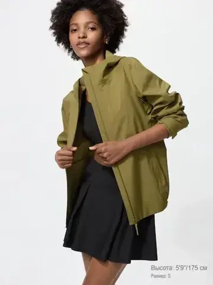 UNIQLO Короткая парка с капюшоном, хаки