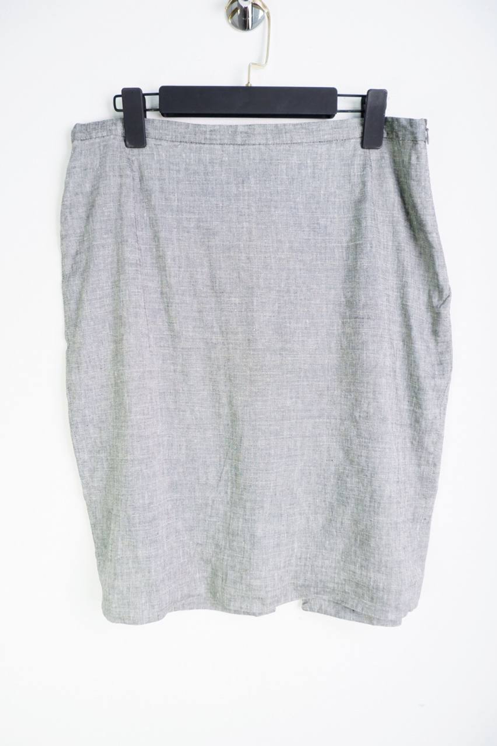 Юбка Laltramoda из льна, визуально 48 размер