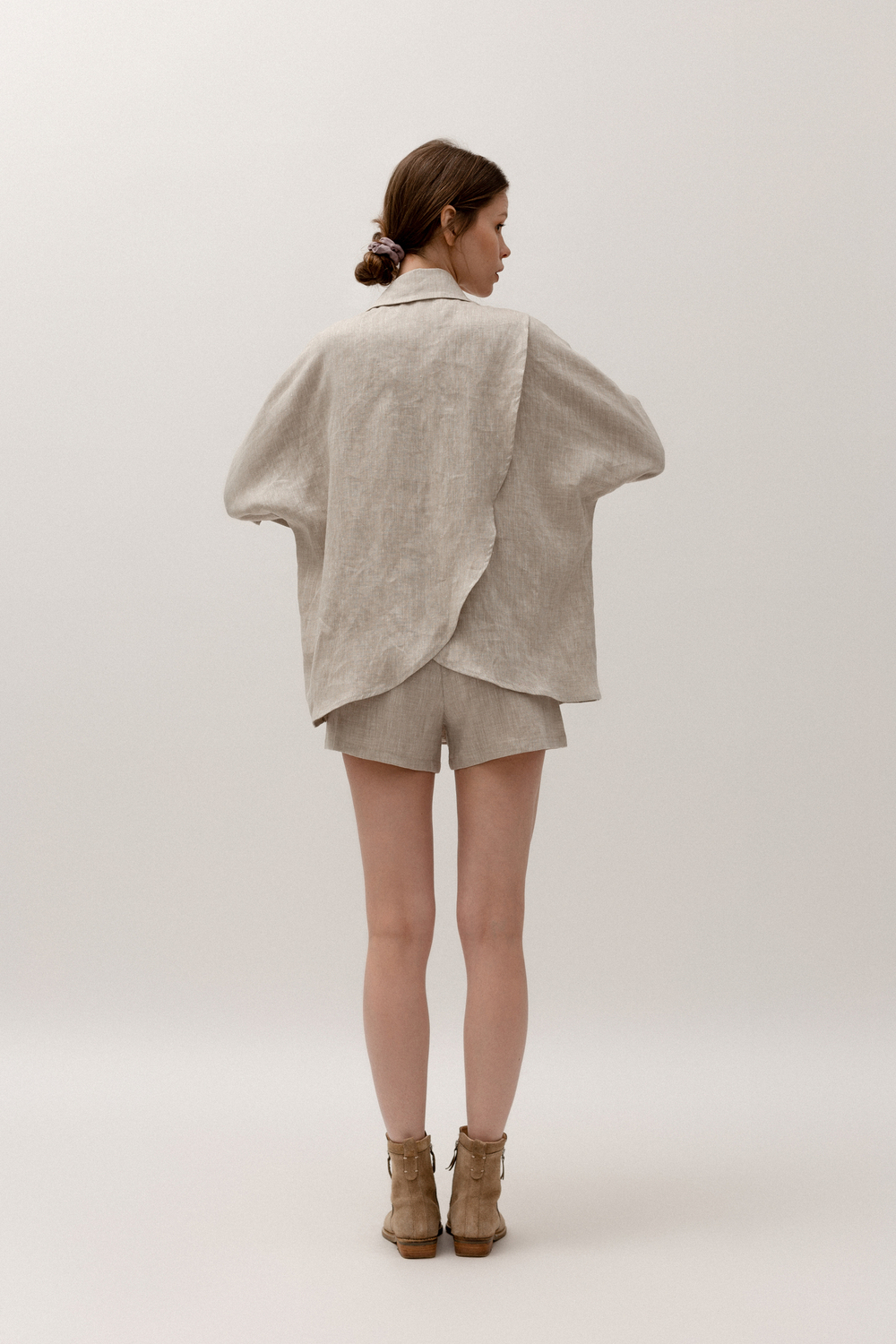 Linen shirt with wings