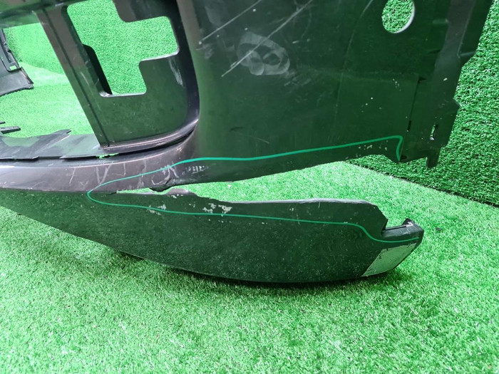 Бампер передний Lixiang L9 (2022-н.в.)