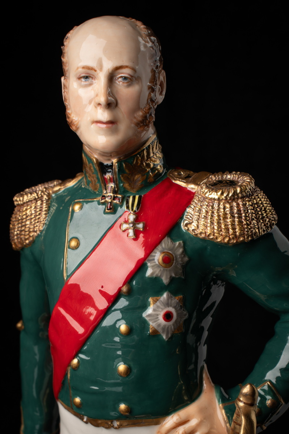 Статуэтка. Фарфор. Солдат. Сенявин Дмитрий Николаевич - Русский флотоводец. Россия