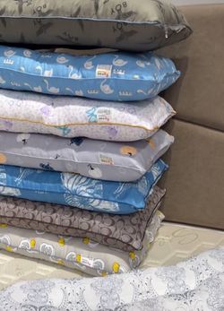 Подушка Кит Ортопед Цветной