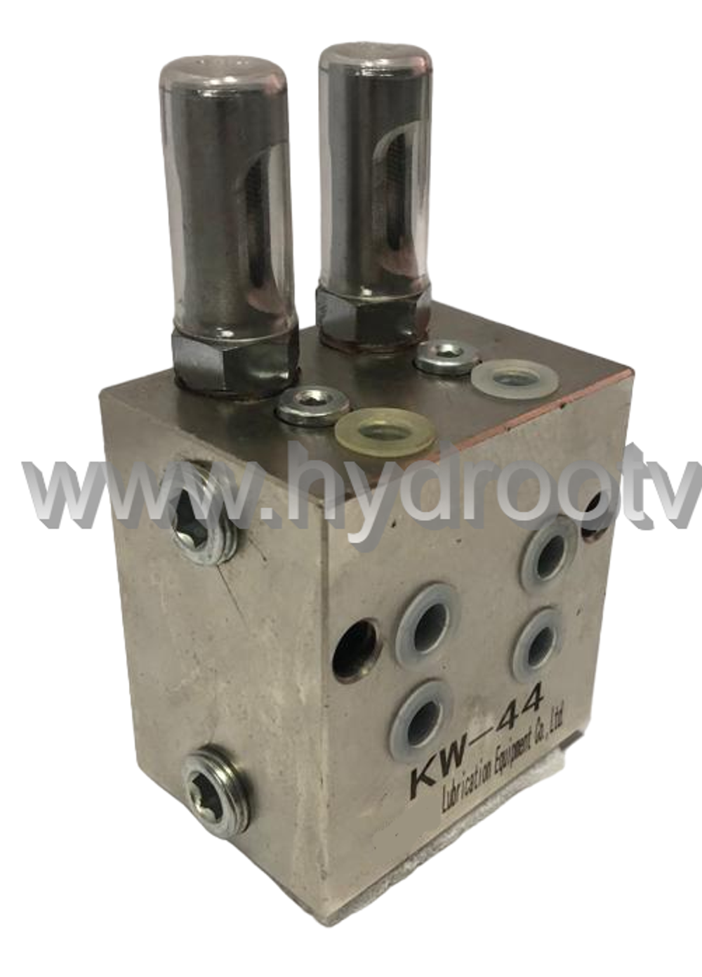 KW-44 - Питатель двухлинейный притычной с рабочим давлением 200 бар, количество выходов 4, максимальная доза 2,5 мл/цикл, с регулятором и индикатором