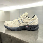 New Balance 1906D • Bone
