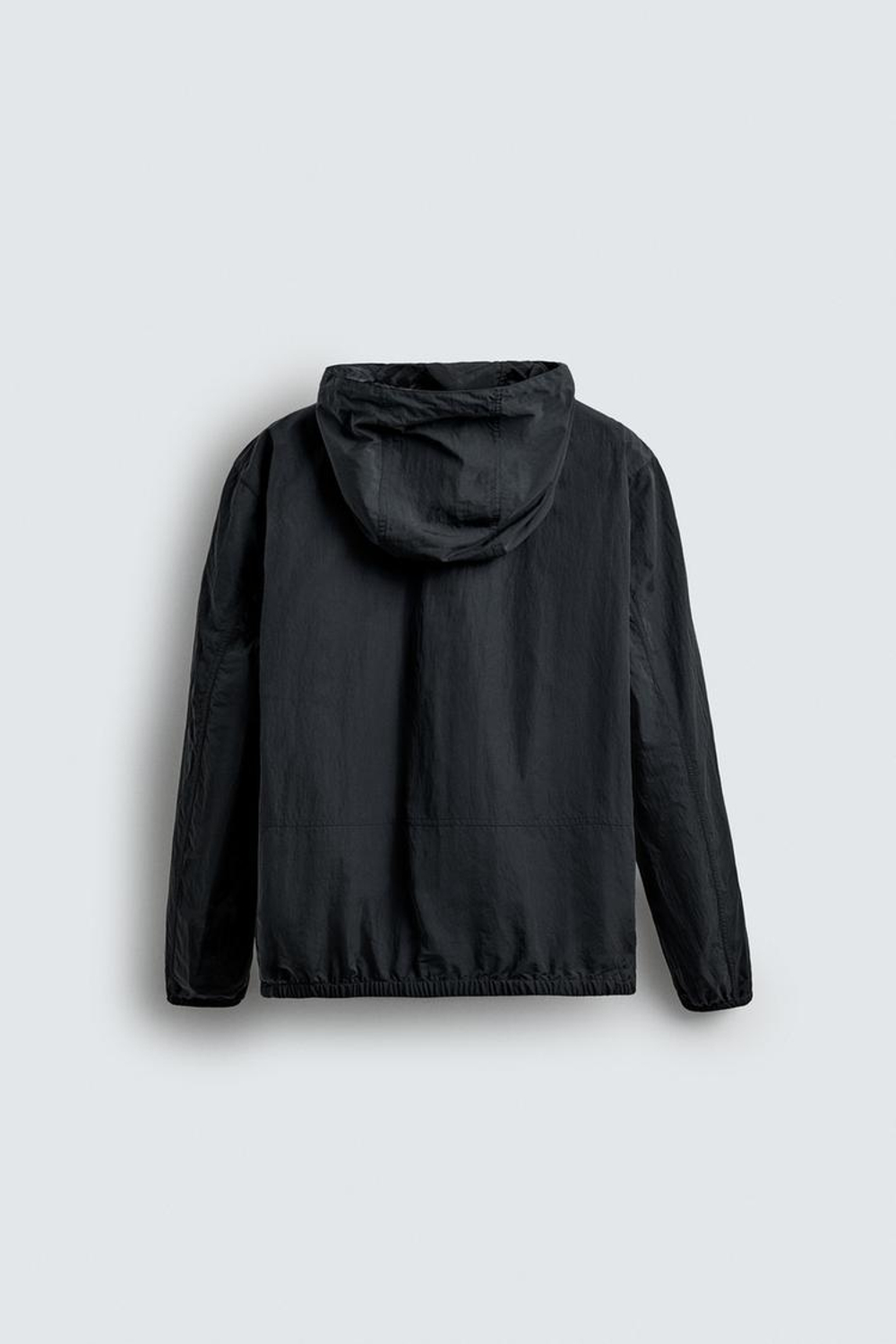 ZARA ЛЕГКАЯ НЕПРОМОКАЕМАЯ КУРТКА ИЗ ТЕХНИЧЕСКОЙ ТКАНИ, МОРСКОЙ ТЕМНО-СИНИЙ