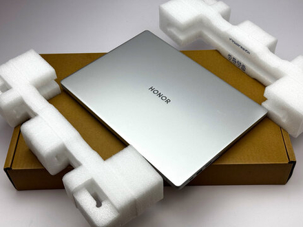 Новый Honor Magicbook X14 Plus /  Ryzen 7 8845HS / 32GB DDR5 / 1TB / 2.8K / 120Hz / Win11 / Русско-Английская клавиатура