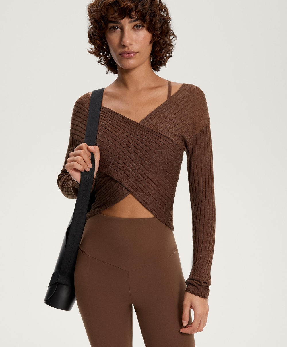 Oysho Джемпер с запахом в рубчик из тонкой полупрозрачной вязаной ткани, кирпичный