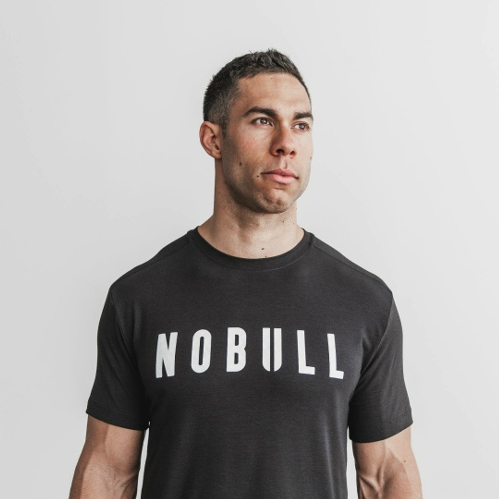 Футболка NOBULL черная с белым лого