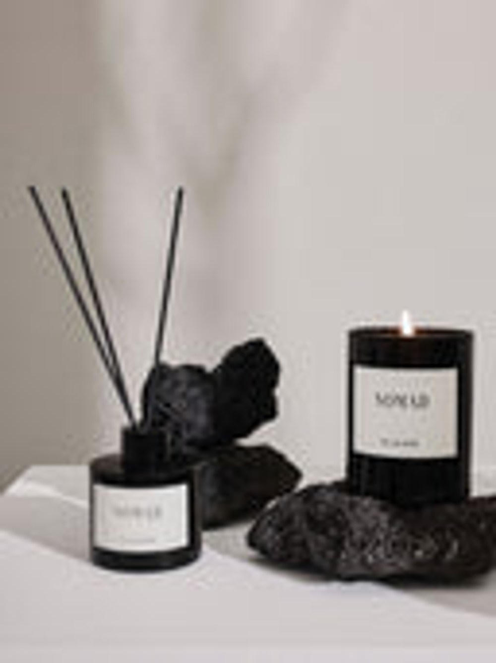 Аромасвеча Tell Me More Scented Candle, Nomad