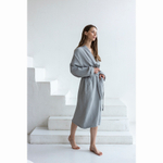 Халат из многослойного муслина серого цвета из коллекции essential, размер s