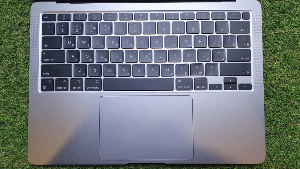 MacBook Air 13 2020 M1/8Gb/256Gb  A2337