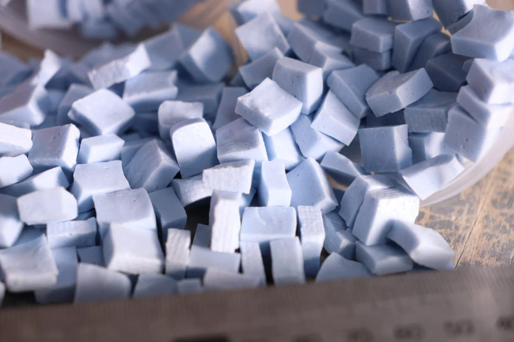 Нота B05 Колотая смальта 10х10 мм, 150 гр