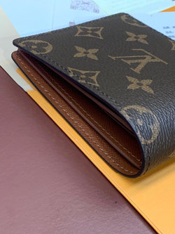Louis Vuitton Slender Wallet