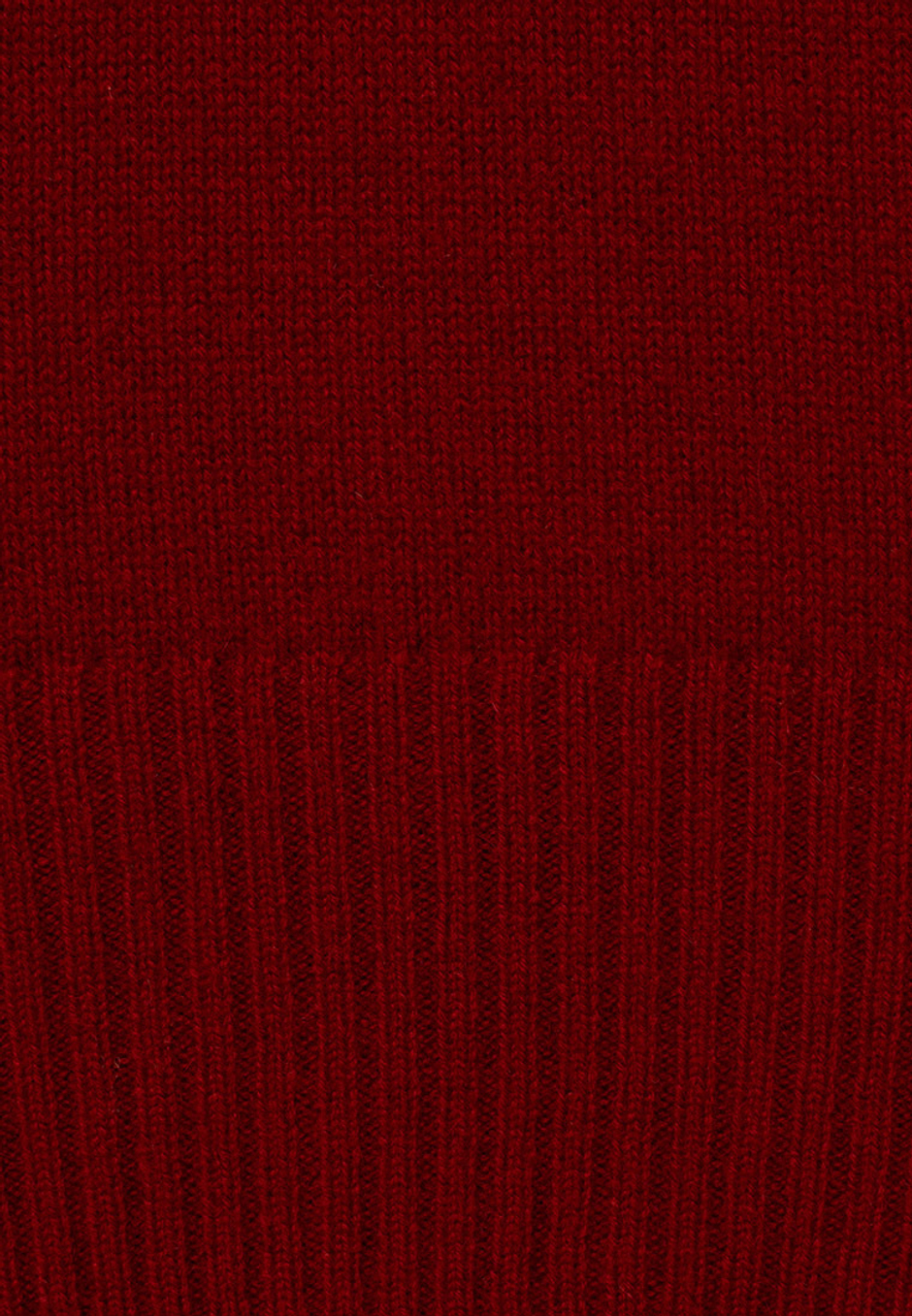 Свитер с высоким воротом