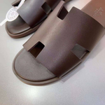 Шлёпанцы Hermes