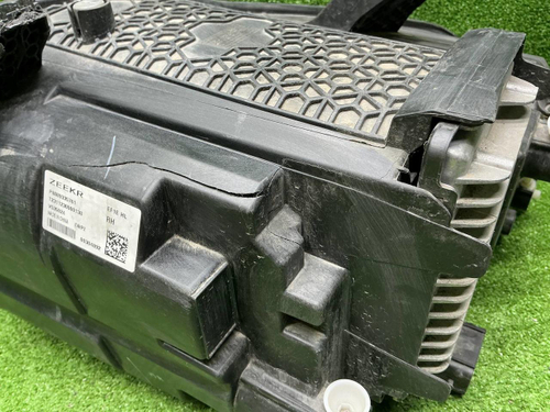 Битая Фара правая Zeekr 009 (2022-н.в.) LED