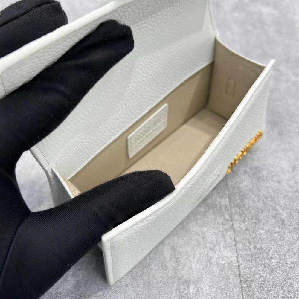 Jacquemus Le Bambino 17 cm