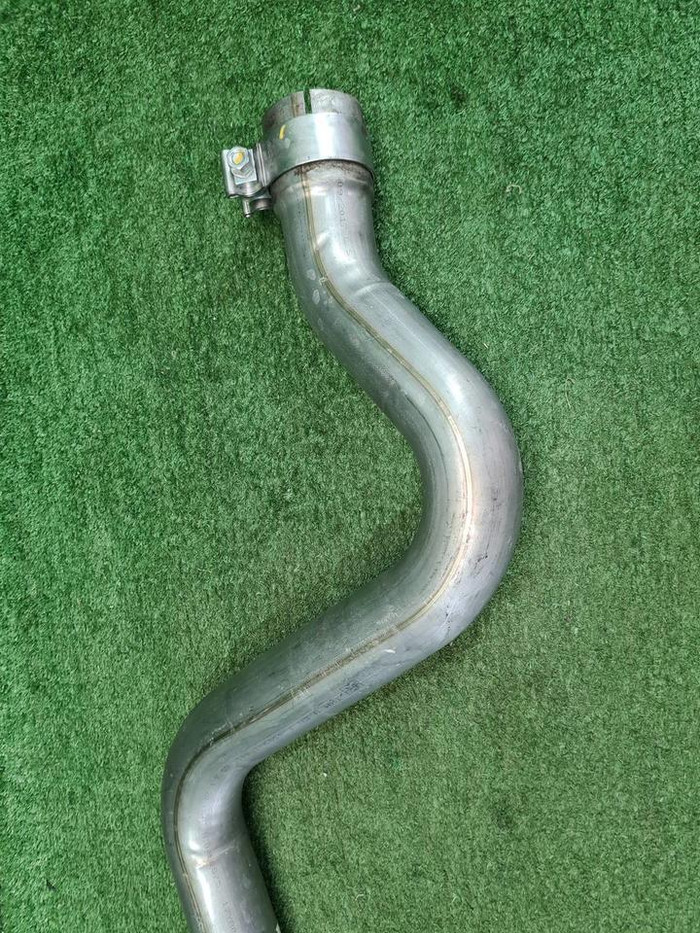 Труба глушителя Jaguar F-PACE (2016-н.в.)