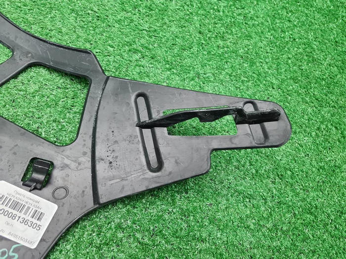 Кронштейн перед. бампера Mercedes S w222 17-20 AMG