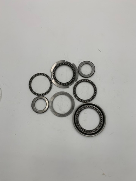 Подшипники в ассортименте (цена за штуку)