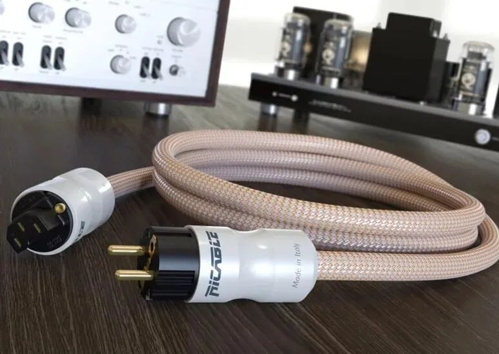 Силовой кабель Ricable Dedalus Elite Power 1,5 m