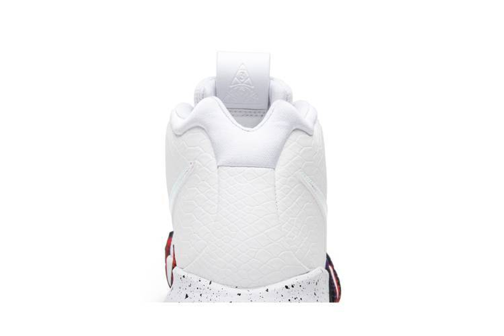Кроссовки Nike Kyrie 4 Ncaa Tournament' 4 Ncaa