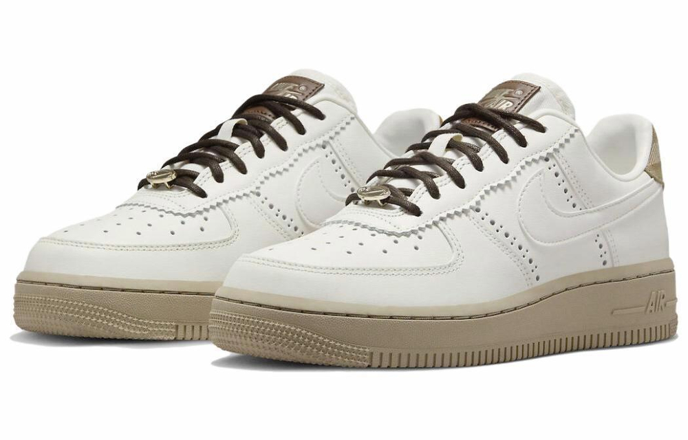 Кроссовки Nike Air Force 1 Low (Женская размерная сетка)