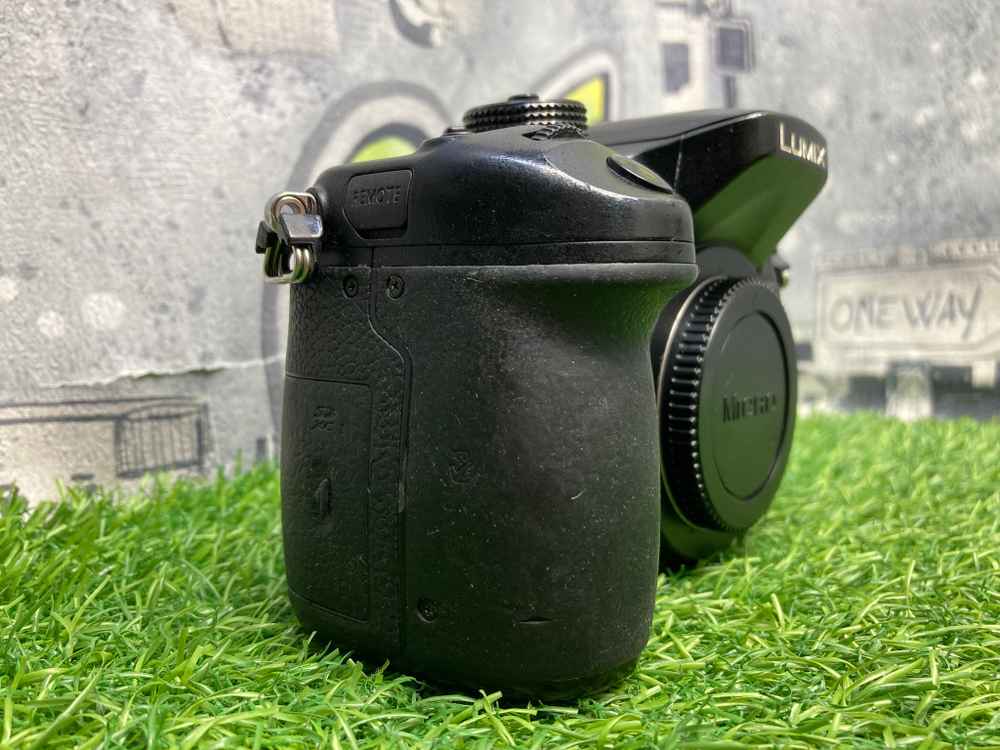 Panasonic Lumix DMC-GH4