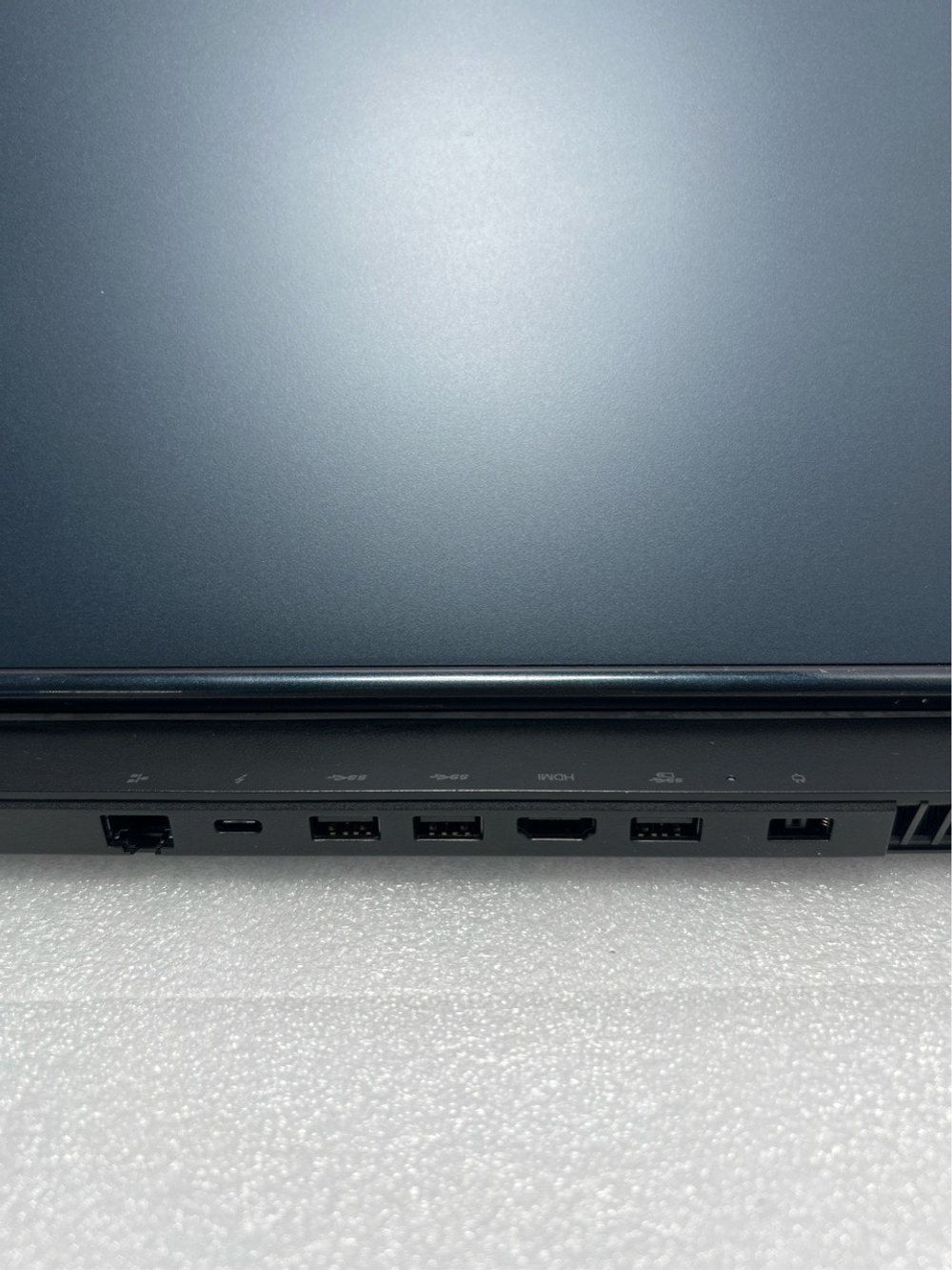 Ноутбук Lenovo Legion 5 17ITH6H (82JM000DRU) 17.3"/Intel Core i5 11400H/RAM 16GB/SSD 512GB/nVidia GeForce RTX 3060 6GB/IPS/1920*1080/Windows 11/Подсветка кл-ры: LED/черный. Состояние: C1