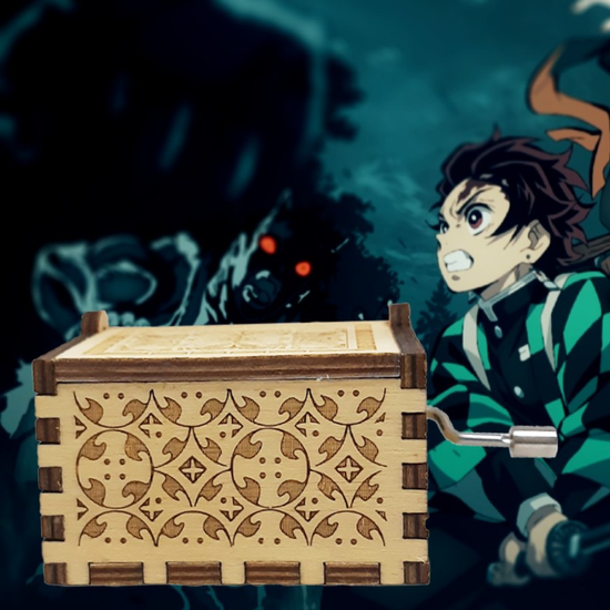 Музыкальная шкатулка Истребители Демонов Тандзиро Камадо, р-р 6,5х5,2см (крафтовая)