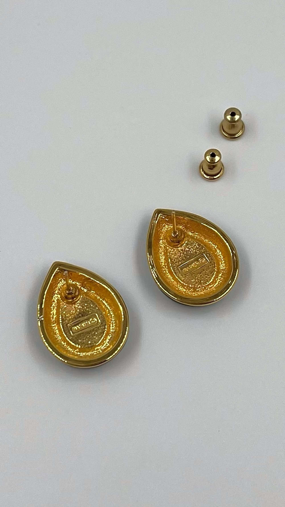 Серьги с чёрной эмалью и кристаллами Napier