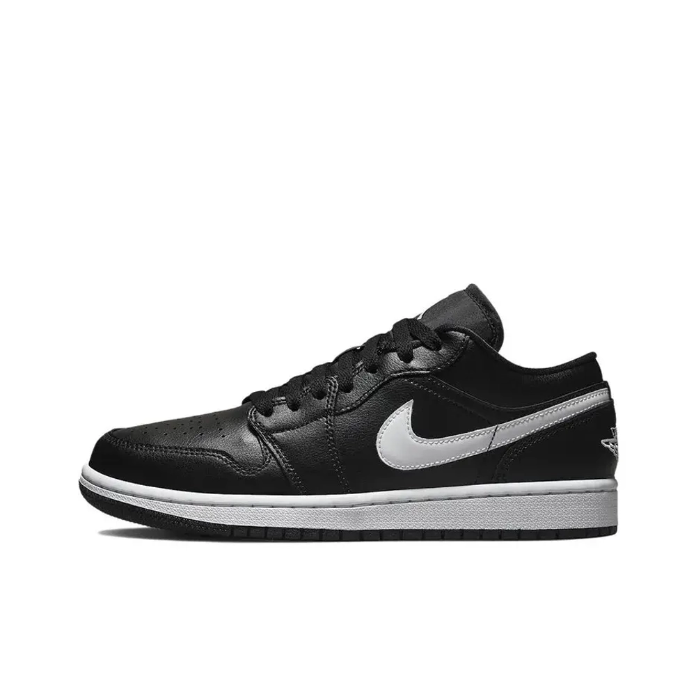 Женские кроссовки Air Jordan 1 Low 'Black White' DV0990-001